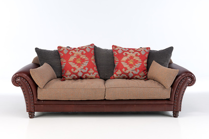 Montreux Eastwood settee