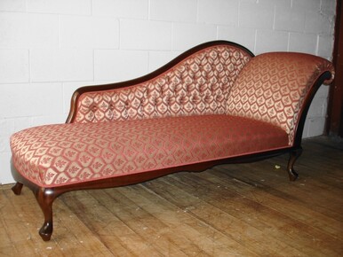 Chaise Lounge in fabric